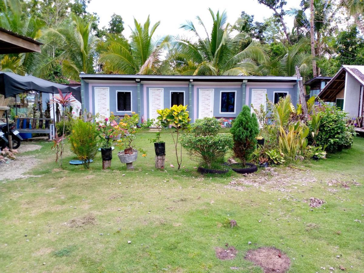 Junjals Backpackers Chalet Bohol Bagian luar foto